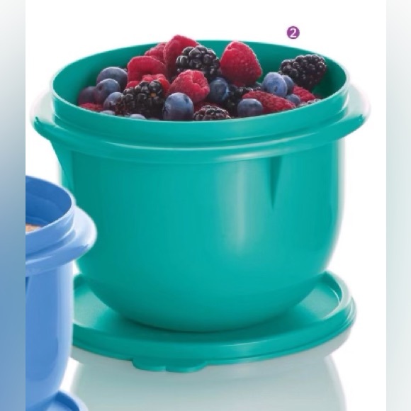Tupperware Mixing Bowl 1 Liter Green Color - Picture 3 of 4